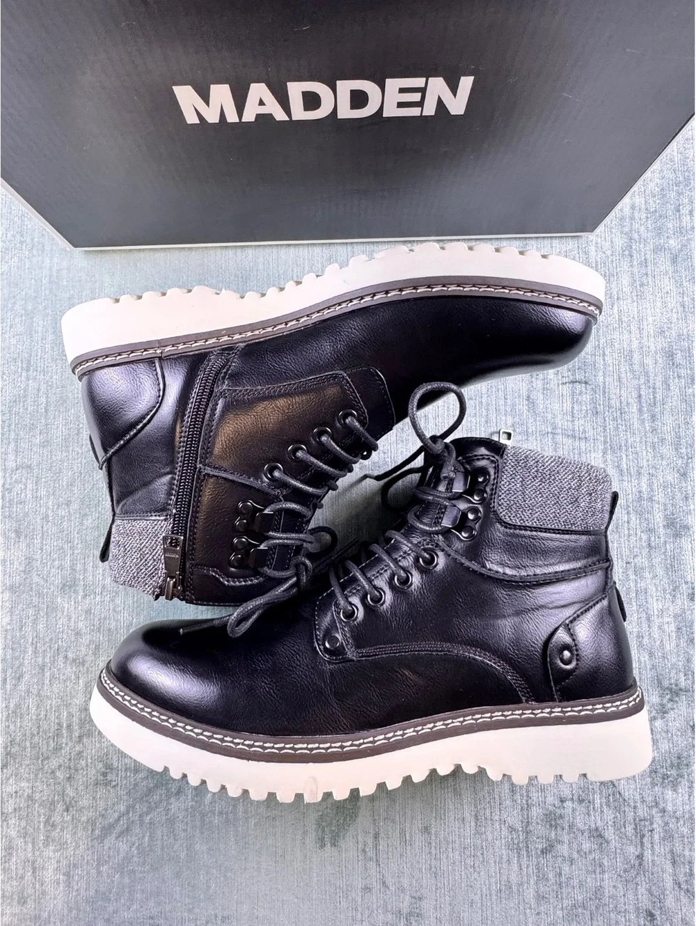 Madden Daqost men’s black lace-up boots 8.5 new